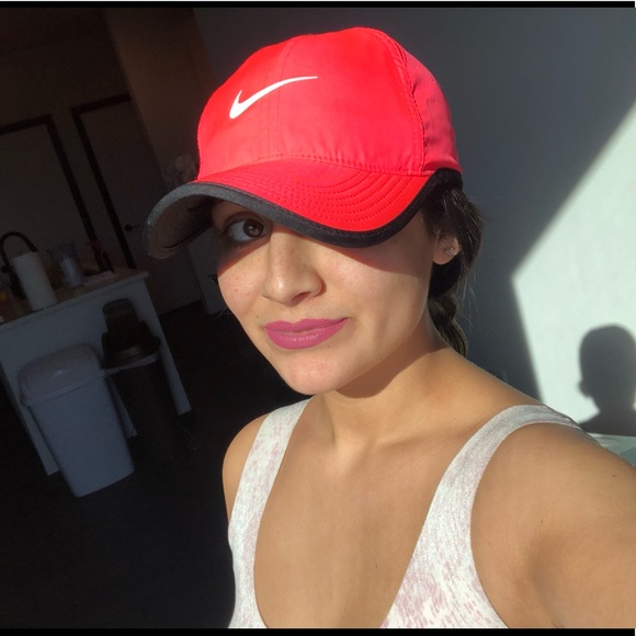Nike Accessories - Hot pink nike sports hat